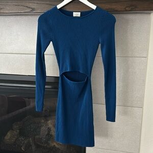 Aritizia cut out dress